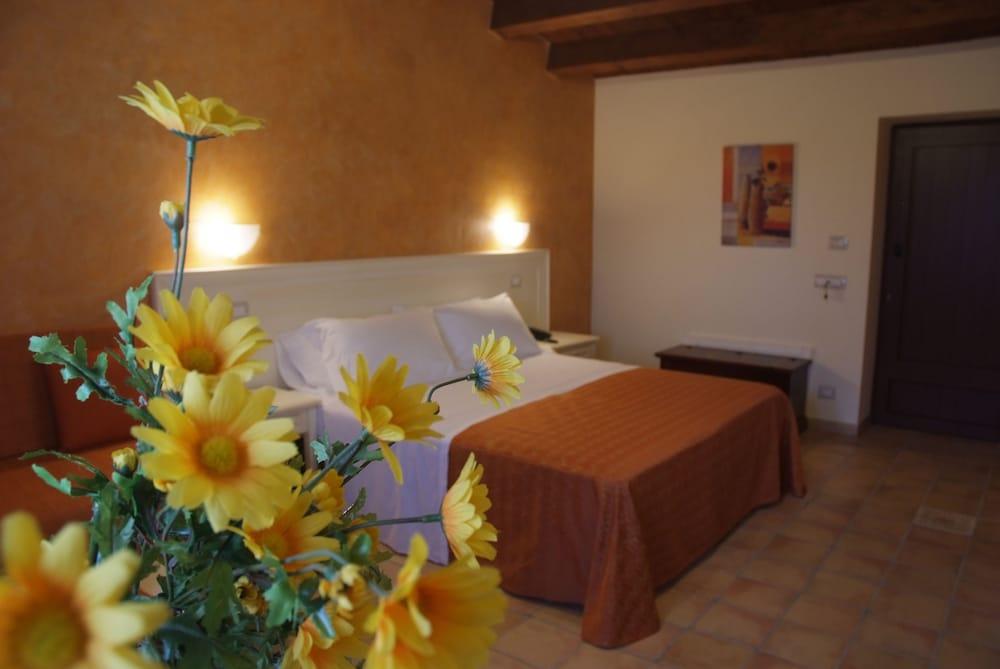 Artemisia Resort Puntarazzi Exterior foto