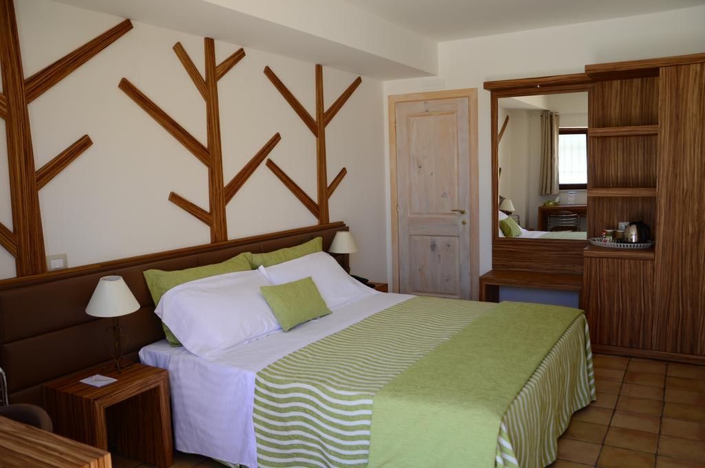 Artemisia Resort Puntarazzi Exterior foto